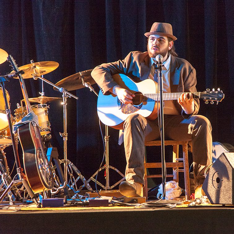 cropped-SalaiseBluesFestival_AperoBlues.jpg